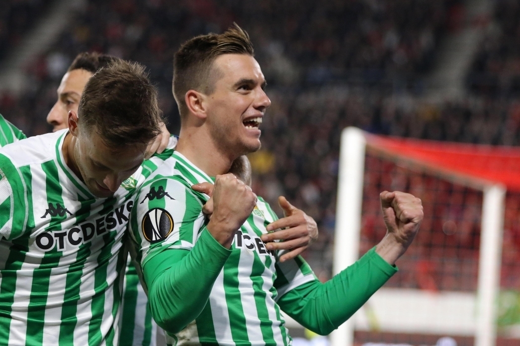 关于里昂诺进军德甲!多特蒙德正式签下巴西前锋的信息 关于里昂诺进军德甲!多特蒙德正式签下巴西前锋的信息