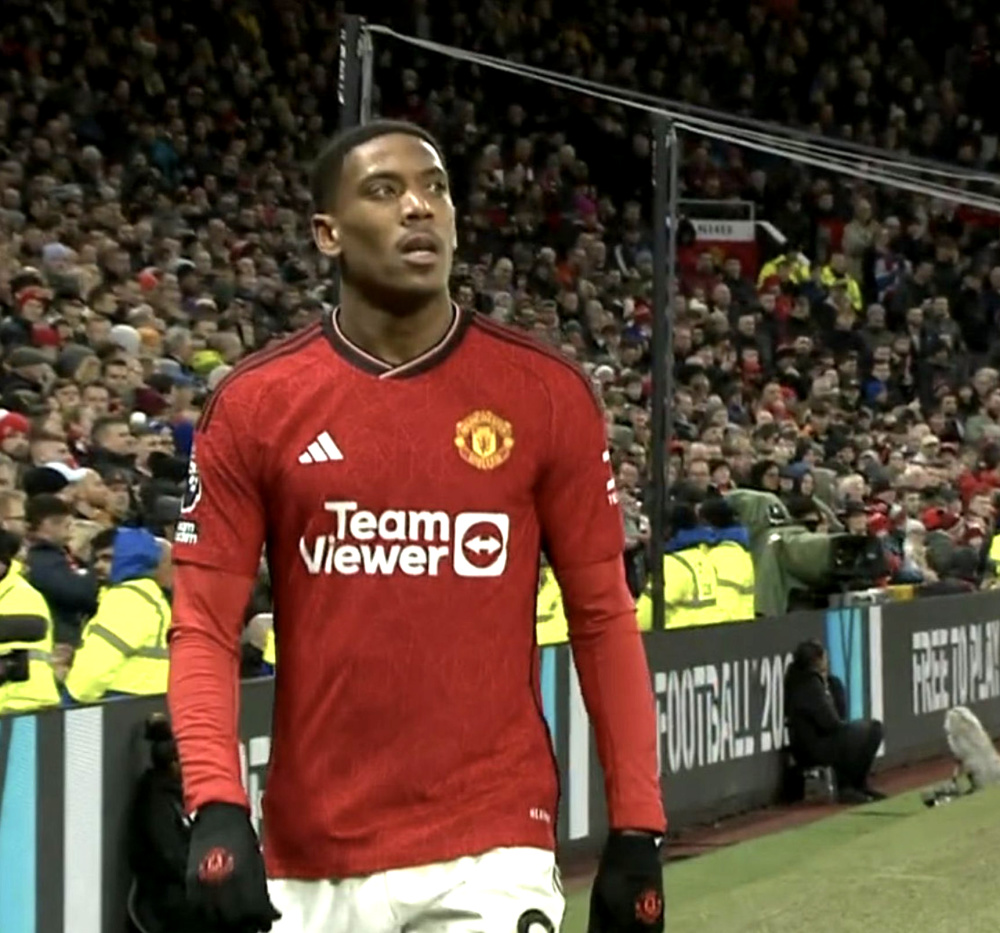 曼联遭遇冷门失利，积分落后的简单介绍