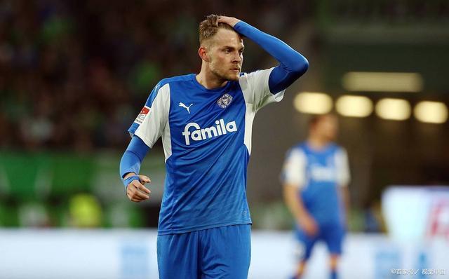 沃尔夫斯堡球员在国家队出色表现，自信心倍增的简单介绍