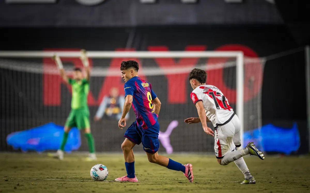 包含瓦伦西亚队员在比赛中呈现出色状态的词条