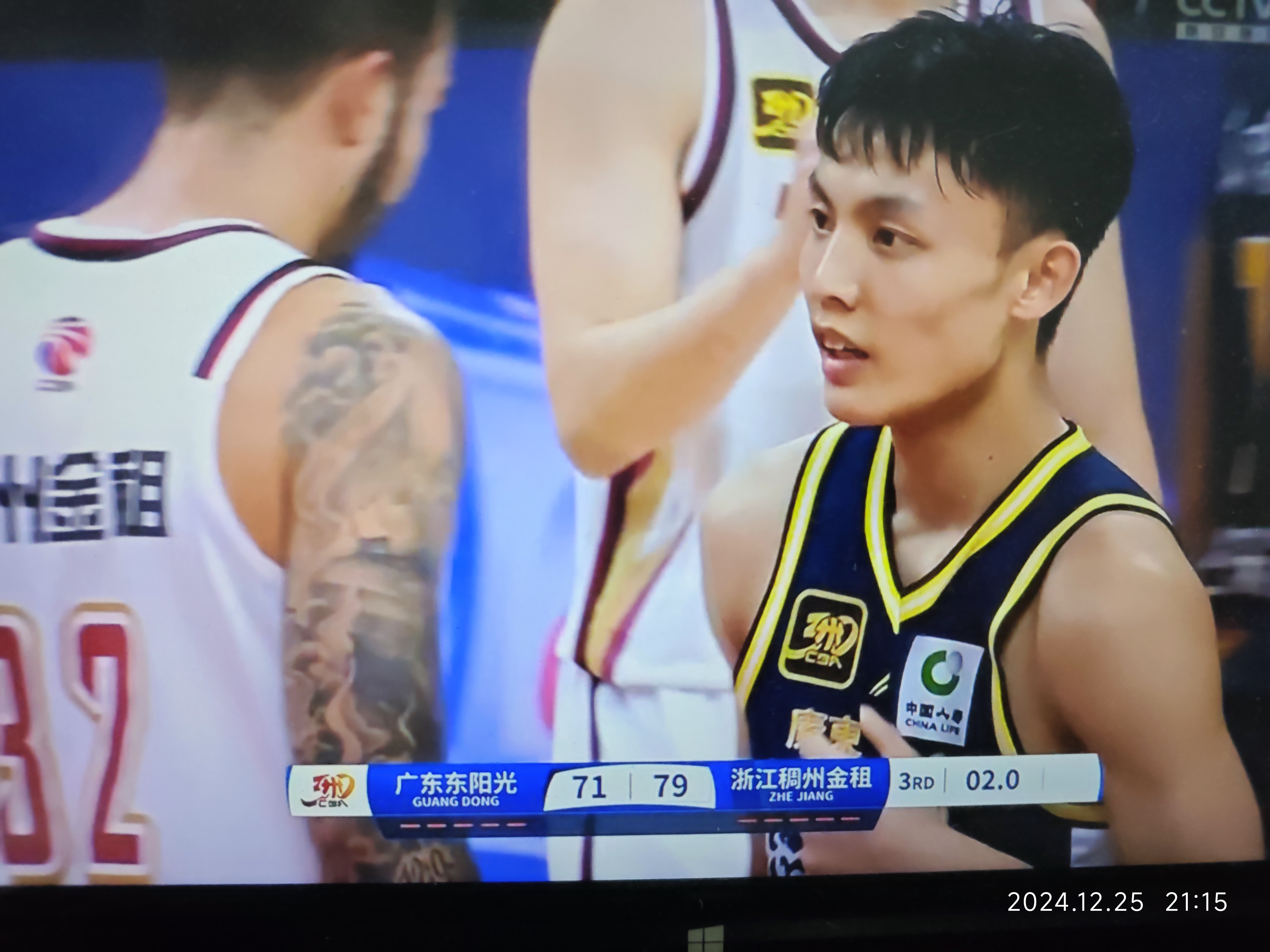浙江队翻盘鹈鹕，字母哥统治全场的简单介绍