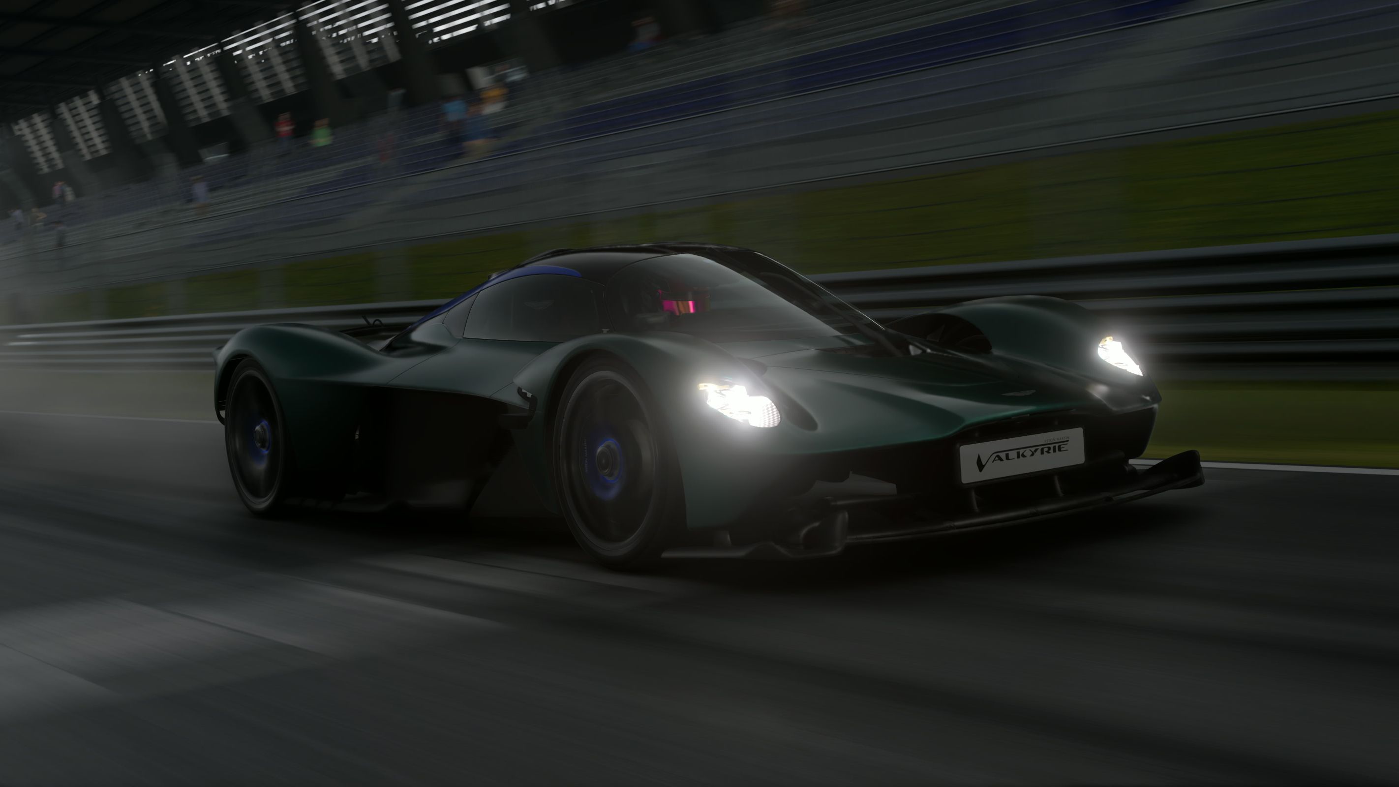 阿斯顿马丁翻盘迈凯伦，诺里斯高光表现的简单介绍